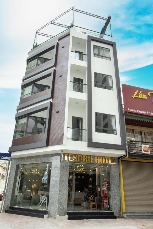 Tesoro Hotel Nha Trang Extérieur photo